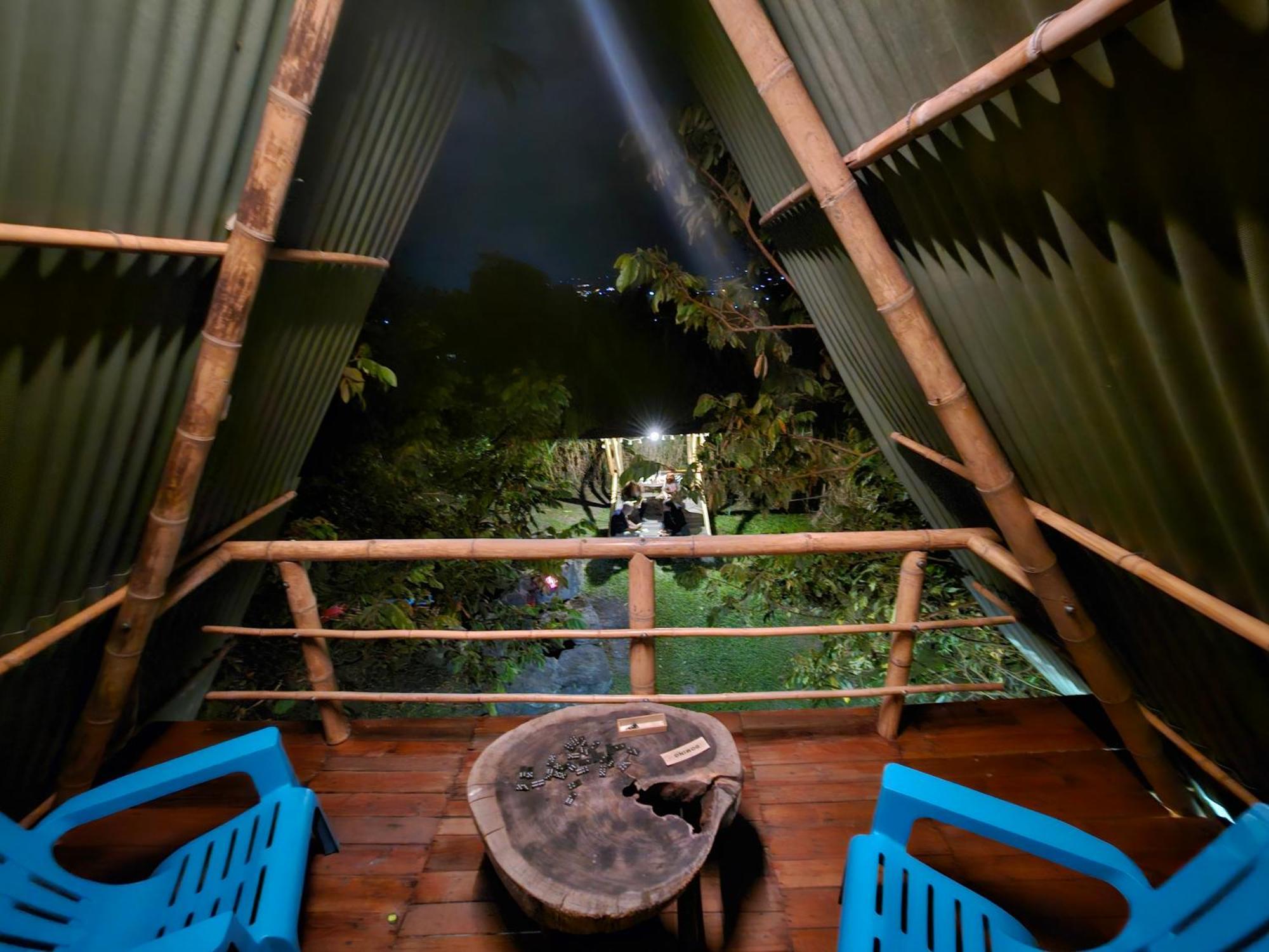 Glamping El Arbol En La Casa Villa San Antonio del Tequendama Bagian luar foto